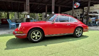 Foto 6 di 43: PORSCHE 911(1963-1973) 2.4 T Coupè “Ölklappe” - SUMMER PRICE