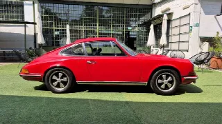 Foto 9 di 43: PORSCHE 911(1963-1973) 2.4 T Coupè “Ölklappe” - SUMMER PRICE