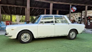 Foto 3 di 55: LANCIA 2000 i.e. Berlina - SUMMER PRICE