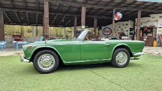 Foto 3 di 56: TRIUMPH TR4 IRS - SUMMER PRICE