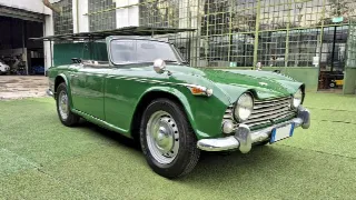 Foto 5 di 56: TRIUMPH TR4 IRS - SUMMER PRICE