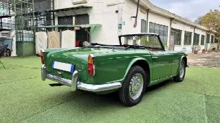 Foto 12 di 56: TRIUMPH TR4 IRS - SUMMER PRICE