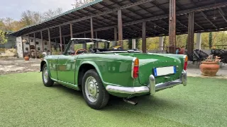 Foto 18 di 56: TRIUMPH TR4 IRS - SUMMER PRICE