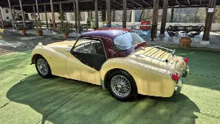 Foto 69 di 70: TRIUMPH TR3A  