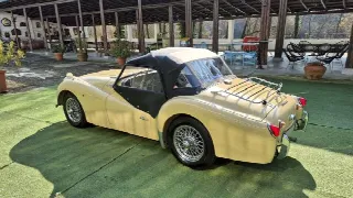 Foto 59 di 70: TRIUMPH TR3A  
