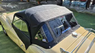 Foto 58 di 70: TRIUMPH TR3A  