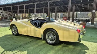 Foto 16 di 70: TRIUMPH TR3A  