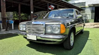 Foto 5 di 72: MERCEDES-BENZ 240 D Berlina W123 - SUMMER PRICE