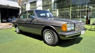 Foto 11 di 72: MERCEDES-BENZ 240 D Berlina W123 - SUMMER PRICE