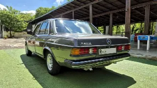 Foto 14 di 72: MERCEDES-BENZ 240 D Berlina W123 - SUMMER PRICE