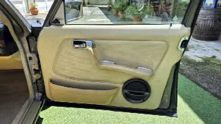 Foto 44 di 72: MERCEDES-BENZ 240 D Berlina W123 - SUMMER PRICE