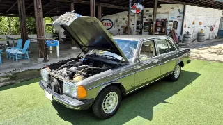Foto 58 di 72: MERCEDES-BENZ 240 D Berlina W123 - SUMMER PRICE