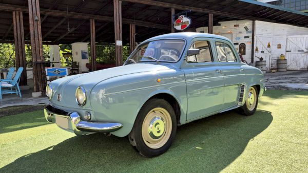ALFA ROMEO Dauphine Berlina - SUMMER PRICE