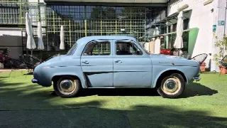 Foto 8 di 64: ALFA ROMEO Dauphine Berlina - SUMMER PRICE