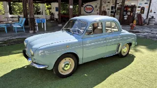 Foto 18 di 64: ALFA ROMEO Dauphine Berlina - SUMMER PRICE