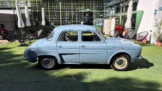 Foto 20 di 64: ALFA ROMEO Dauphine Berlina - SUMMER PRICE