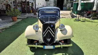 Foto 16 di 65: CITROEN Traction Avant 11 BL - SUMMER PRICE