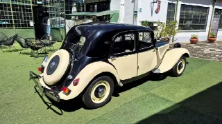 Foto 19 di 65: CITROEN Traction Avant 11 BL - SUMMER PRICE