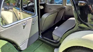 Foto 32 di 65: CITROEN Traction Avant 11 BL - SUMMER PRICE