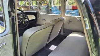 Foto 38 di 65: CITROEN Traction Avant 11 BL - SUMMER PRICE