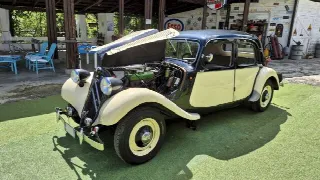 Foto 59 di 65: CITROEN Traction Avant 11 BL - SUMMER PRICE