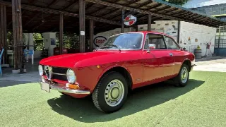 Foto 1 di 58: ALFA ROMEO GTJunior GT 1300 Junior – SUMMER PRICE 