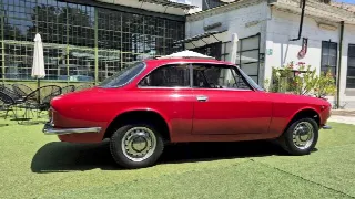 Foto 12 di 58: ALFA ROMEO GTJunior GT 1300 Junior – SUMMER PRICE 