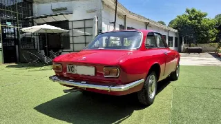 Foto 14 di 58: ALFA ROMEO GTJunior GT 1300 Junior – SUMMER PRICE 