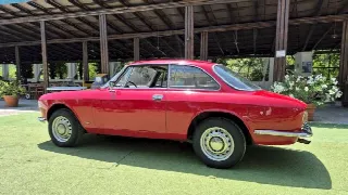 Foto 16 di 58: ALFA ROMEO GTJunior GT 1300 Junior – SUMMER PRICE 