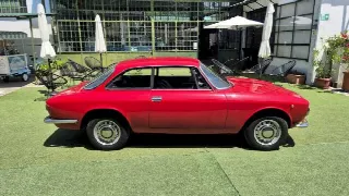 Foto 22 di 58: ALFA ROMEO GTJunior GT 1300 Junior – SUMMER PRICE 