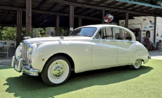 Foto 1 di 74: JAGUAR MkIX Saloon MK 9 - SUMMER PRICE 