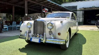 Foto 7 di 74: JAGUAR MkIX Saloon MK 9 - SUMMER PRICE 