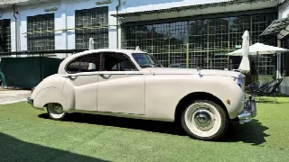 Foto 11 di 74: JAGUAR MkIX Saloon MK 9 - SUMMER PRICE 