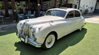 Foto 21 di 74: JAGUAR MkIX Saloon MK 9 - SUMMER PRICE 