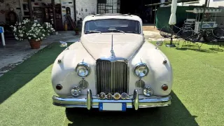 Foto 30 di 74: JAGUAR MkIX Saloon MK 9 - SUMMER PRICE 