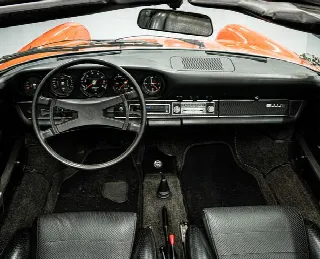 Foto 4 di 4: PORSCHE 911(1963-1973) 2.2 E Targa   