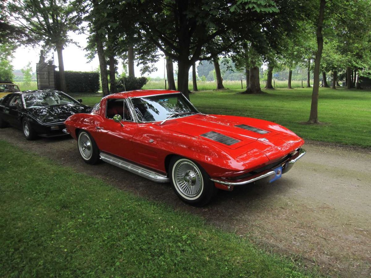 CHEVROLET Corvette C2 Split window   