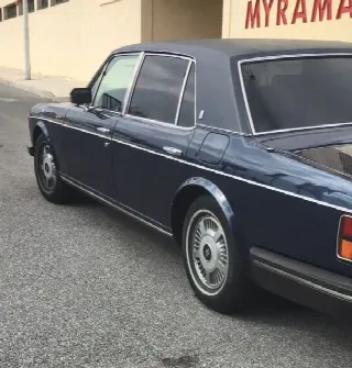 Foto 3 di 5: ROLLS ROYCE Silver spirit II  