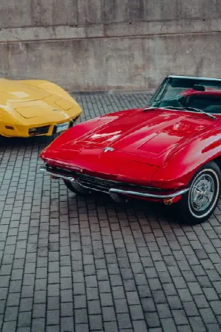 Foto 8 di 8: CHEVROLET Corvette C2  