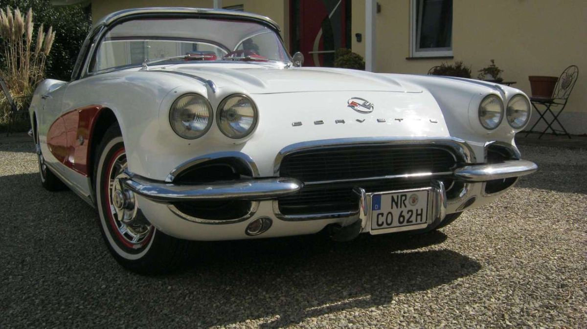 CHEVROLET Corvette C1   