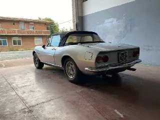 Foto 2 di 5: FIAT Dino  