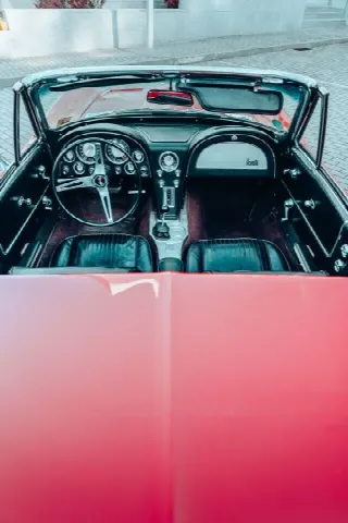 Foto 4 di 8: CHEVROLET Corvette C2  