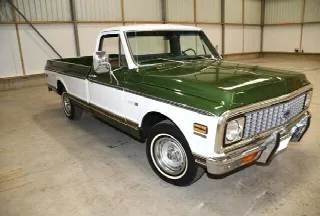 Foto 4 di 4: CHEVROLET Cheyenne V8 350ci     