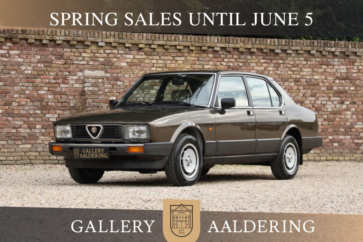 Alfa Romeo Alfetta 2.0 "51.000 kilometers" "Last year production model" for the European market, Complete (mileage) history with logbooks and inspection certificates, Finished in "Luci del Bosco" ov