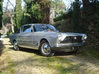 Foto 6 di 36: FIAT 2300 S 