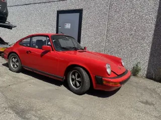 Foto 2 di 9: PORSCHE 911 2.7