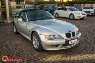 Foto 7 di 32: BMW Z3 1.9 16V cat Roadster