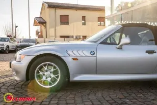 Foto 19 di 32: BMW Z3 1.9 16V cat Roadster