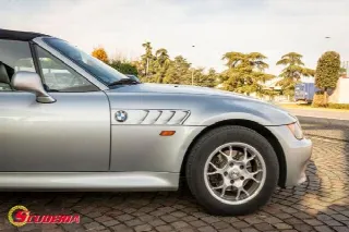 Foto 24 di 32: BMW Z3 1.9 16V cat Roadster