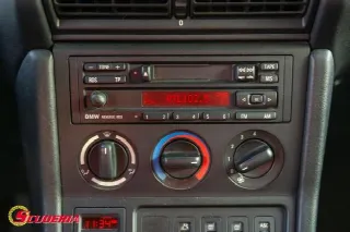 Foto 31 di 32: BMW Z3 1.9 16V cat Roadster